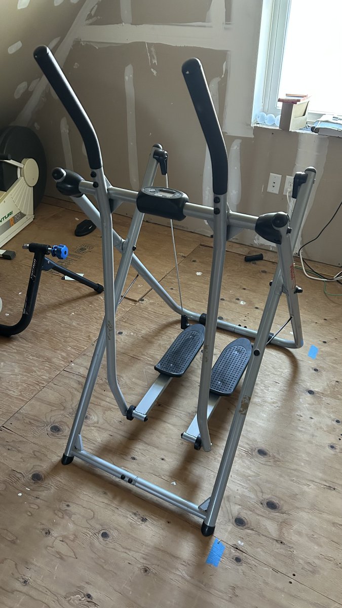 Standing exercise machine